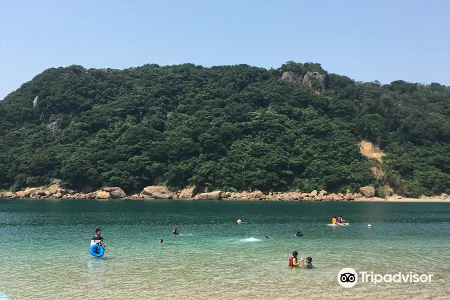 栄松海水浴場