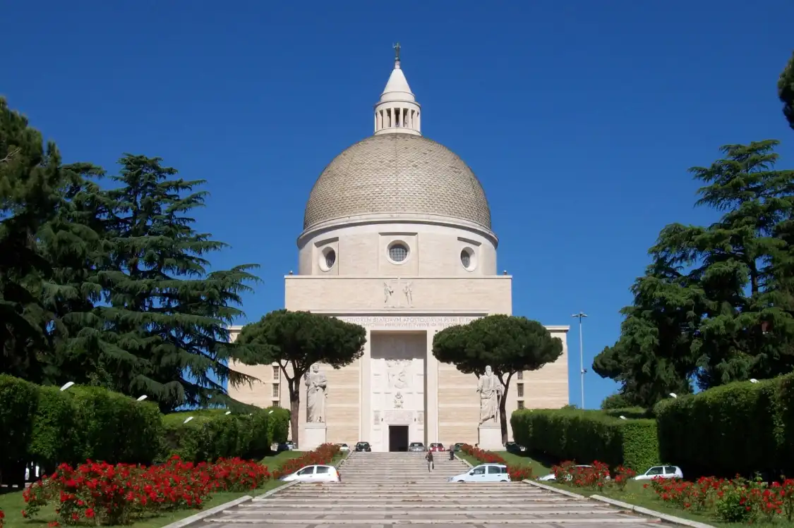 Các khách sạn gần Basilica dei Santi Pietro e Paolo