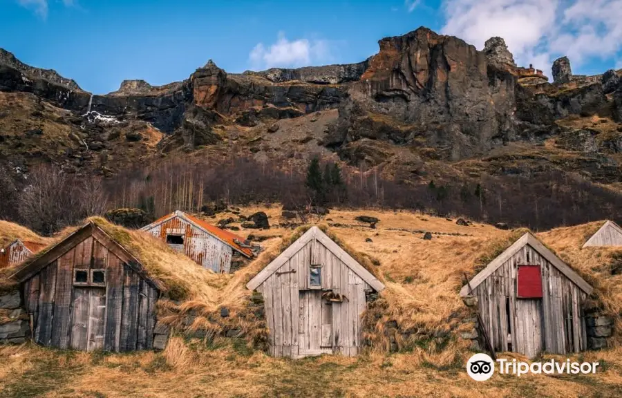 The Icelandic Turf House