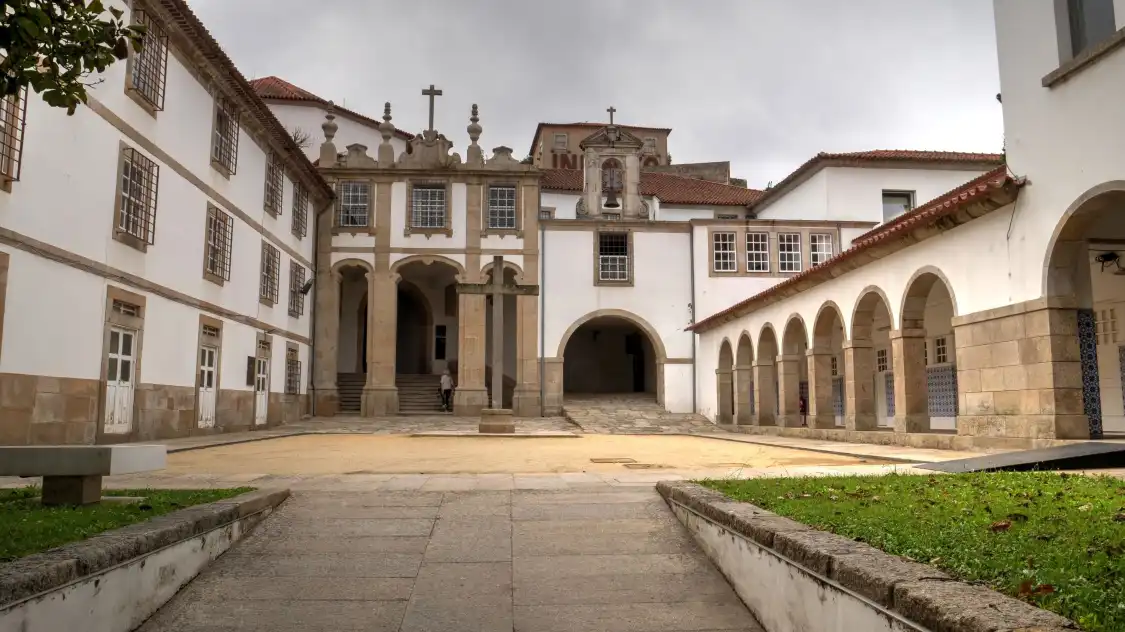 Hotels near Convento Corpus Christi