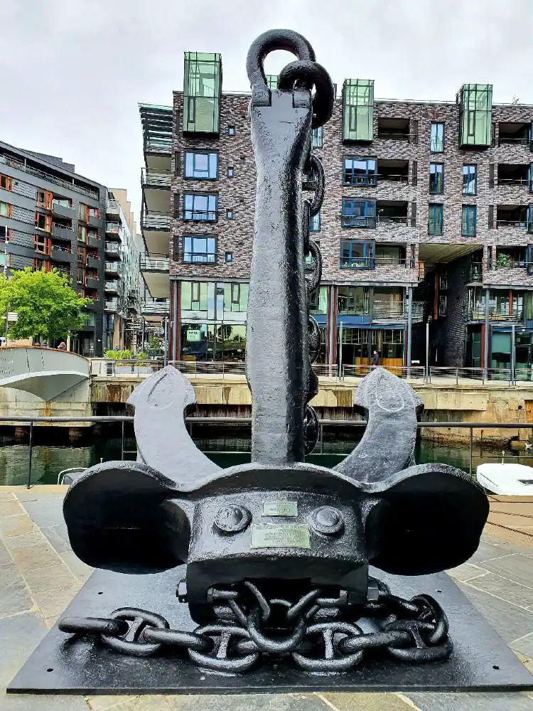 Hotels near The Anchor of the German war ship Blücher