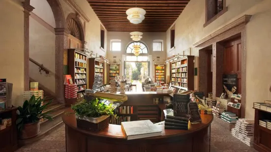 Libreria Palazzo Roberti