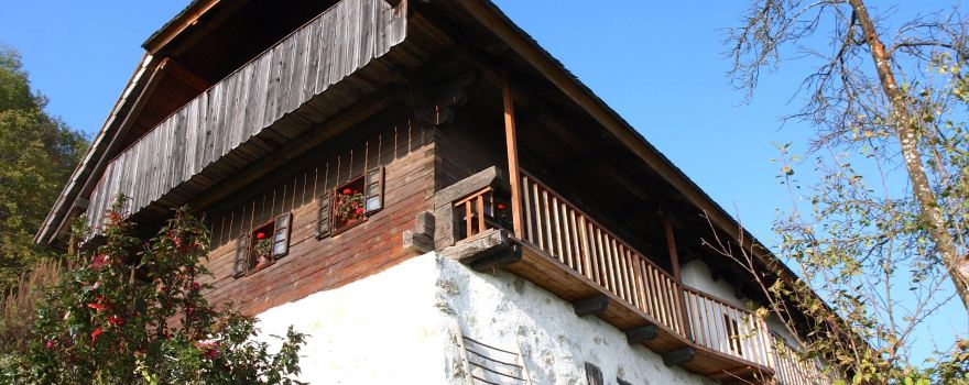 Budnar's Museum House