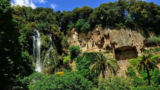 Les Grottes de Villecroze