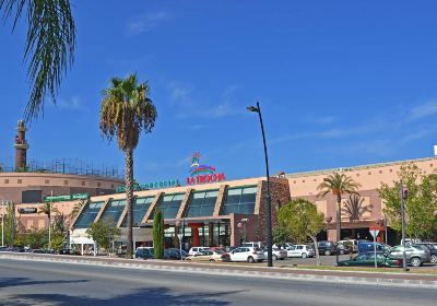 La Trocha mall