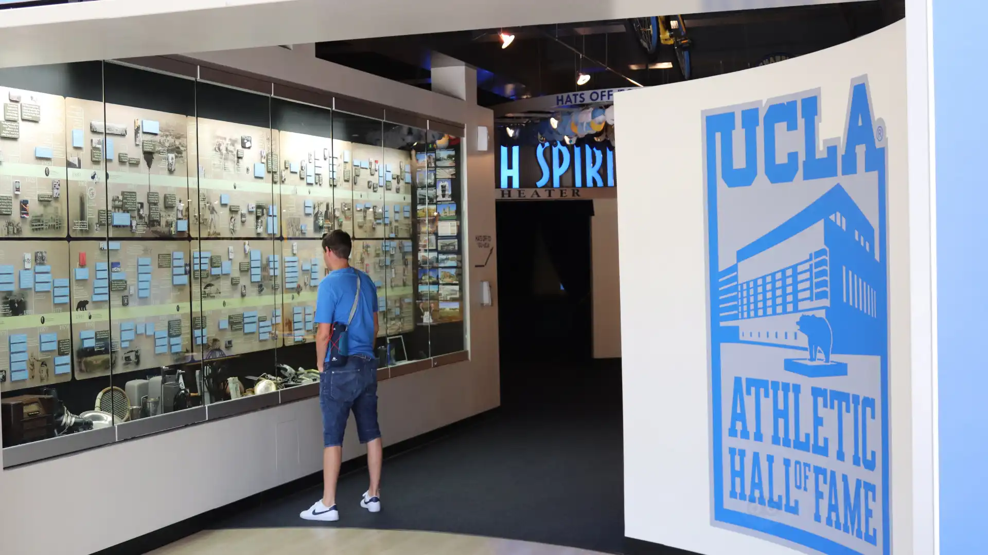 Hotels near UCLA Athletic Hall of Fame