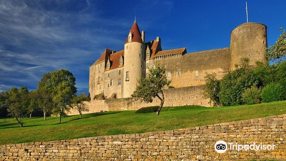 Castle de Castleneuf-en-Auxois