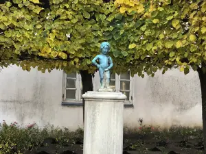 Manneken Pis, Bogense