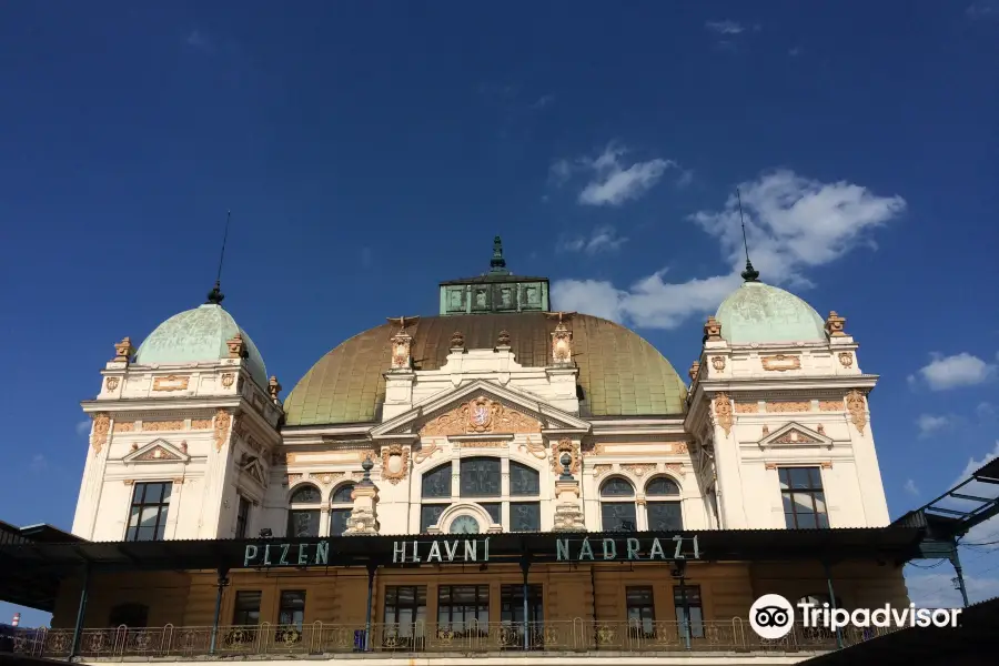 Pilsen Railway Station (Zeleznicni Stanice Plzen)