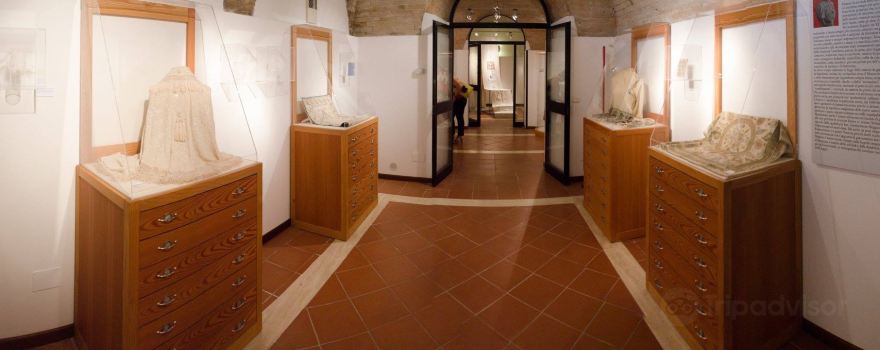 Museo del Ricamo e del Tessile - Valtopina