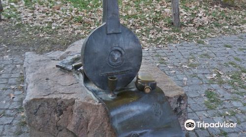 Zaporizhzhya Oak Tree