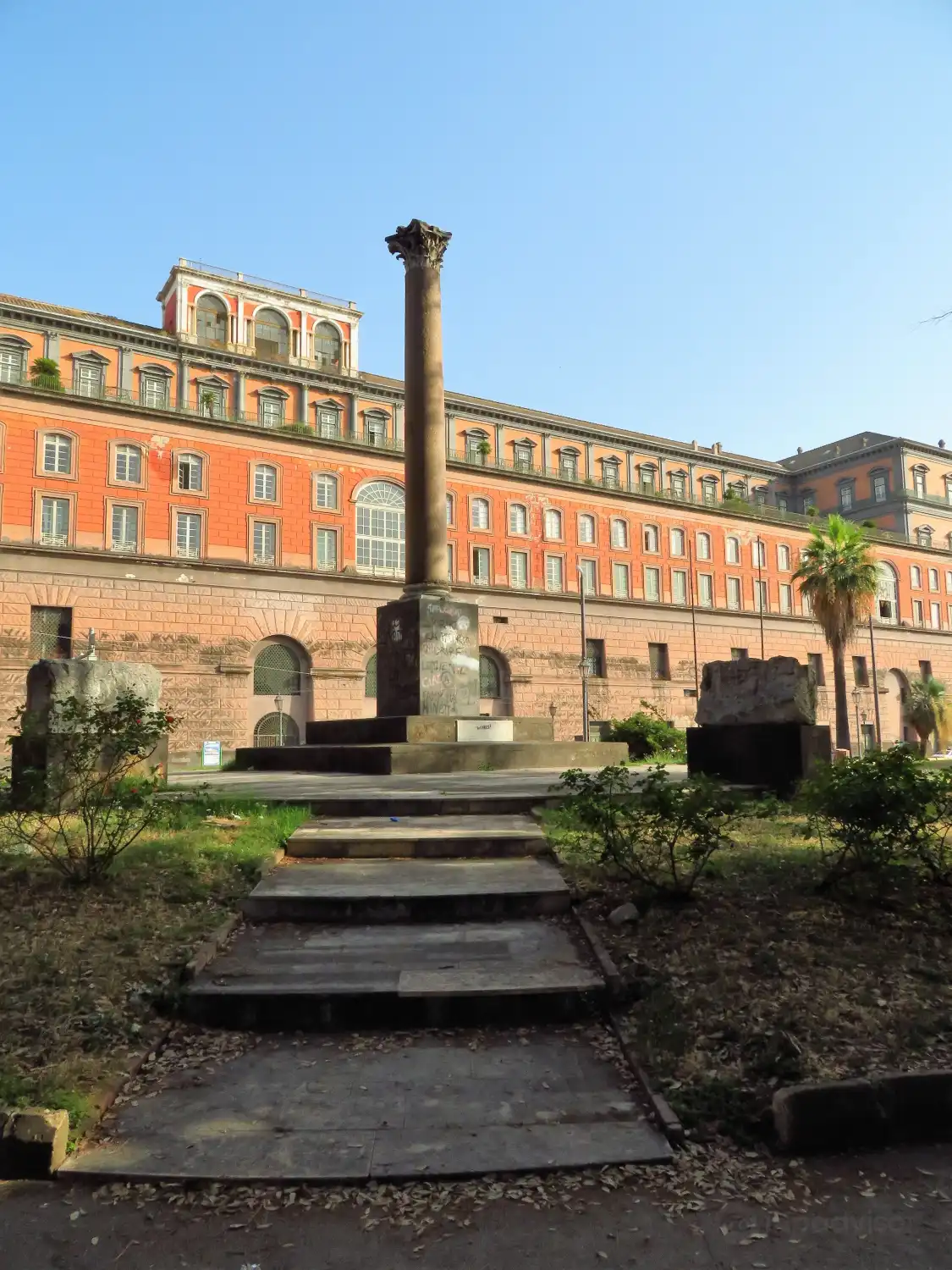 Hotel in zona Giardini del Molosiglio