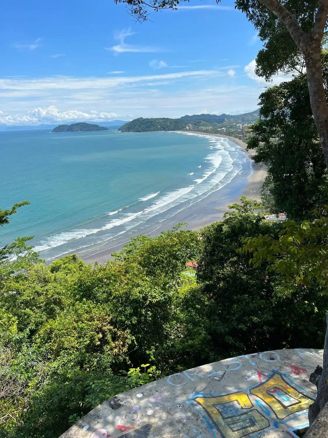Hotels near El Miro