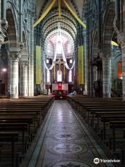 Cathédrale Notre-Dame-et-Saint-Arnoux