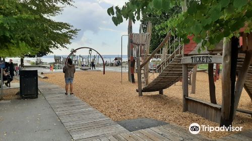 Ambleside Park | West Vancouver