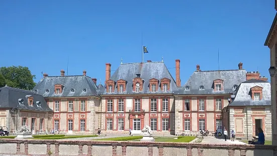 Chateau de Breteuil