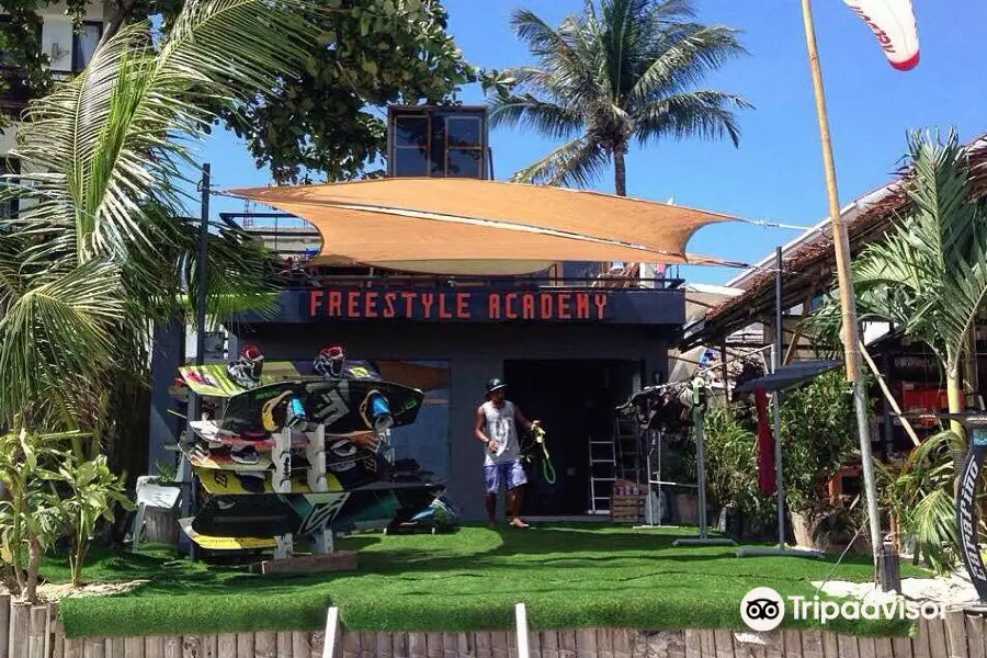 Freestyle Academy Kitesurfing