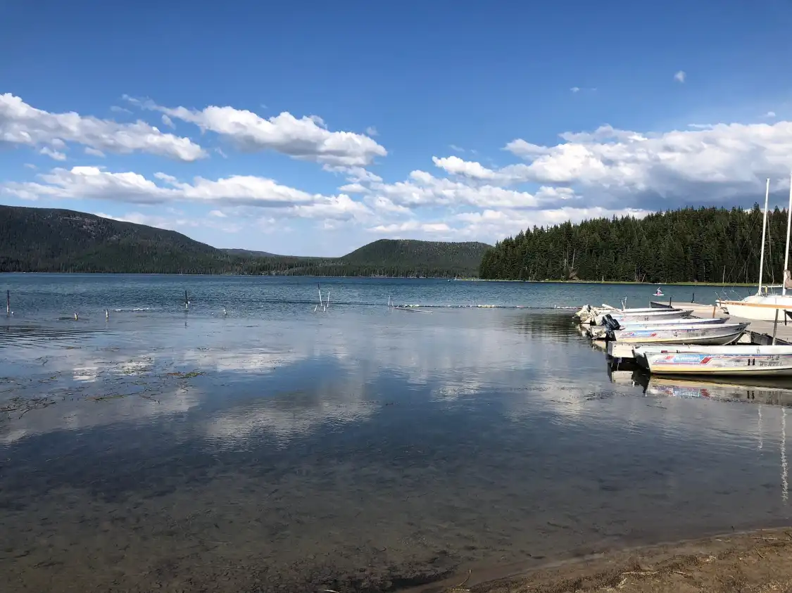 Hotels near LaPine State Park
