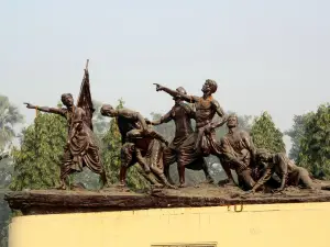 Shahid Smarak