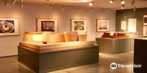 Art Plaza