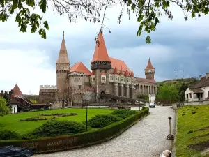 Замок Корвинов