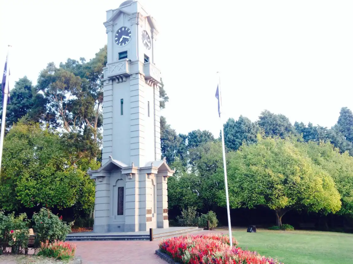 Ringwood Clocktower 주변 호텔