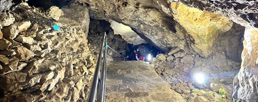 Grotte de Magoura