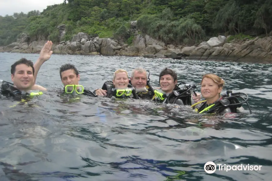 CrocoDive Phuket diving center