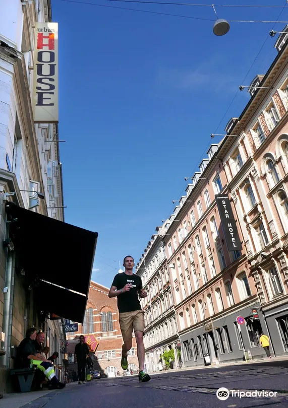 1_Urban Leisure Vibes