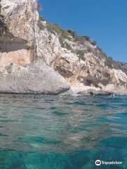 Snorkeling a Cala Gonone