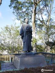 Abe Masahiro Statue