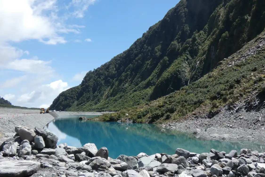 Hotels near Fox Glacier South Side Walk
