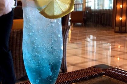 Tropics Lounge & Bar