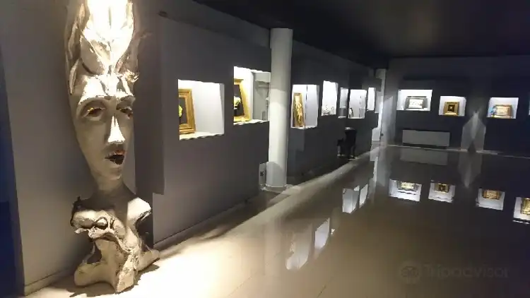 웨바역 주변 호텔