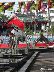 Hornbill Fountain