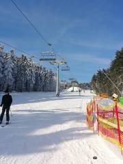 Skiliftkarussell Winterberg (kostenpflichtiger Parkplatz 1)