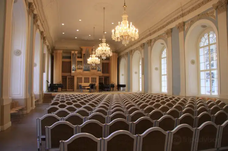 Hotels near Liechtenstein Palace