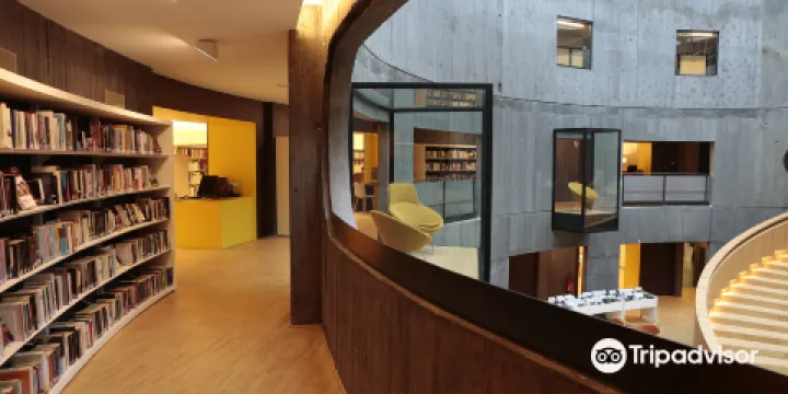 奧斯卡尼邁耶圖書館