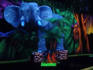 Shankz 3D Black Light Miniature Golf and Pizza