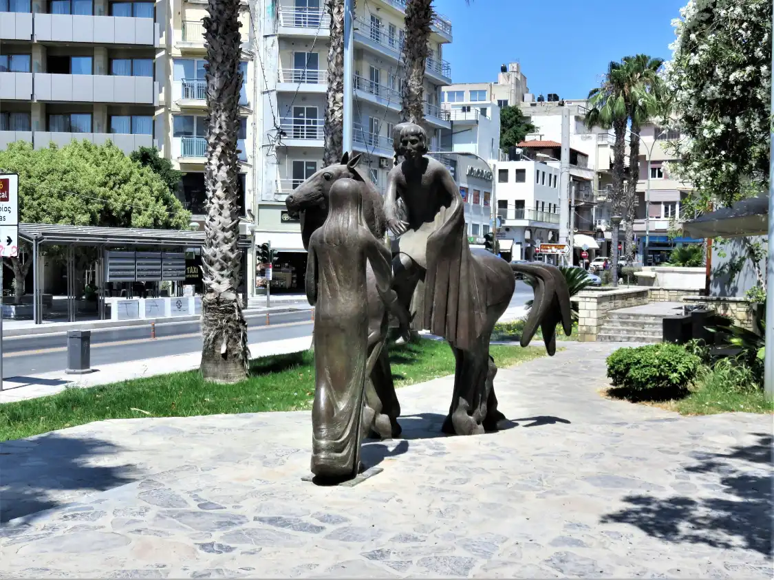 Hotel in zona Statua di Erotocrito e Aretusa