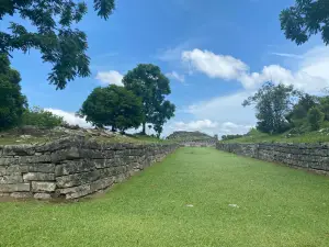 Zona Arqueologica De Yohualichan