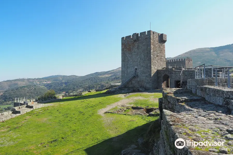 Castelo de Linhares da Beira