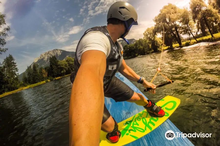 Wet-Sport Wasserski- Und Wakeboardanlage Hodenauersee