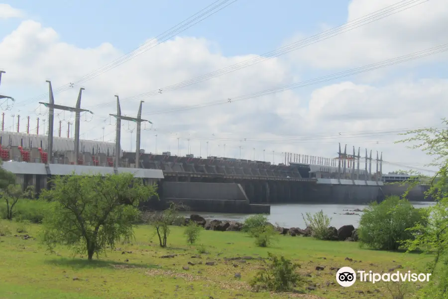 Salto Grande Hydroelectric Dam