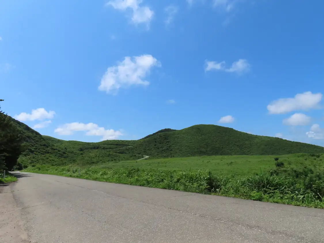 Hotels near Mt. Kampu