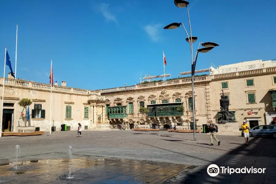 St. George’s Square