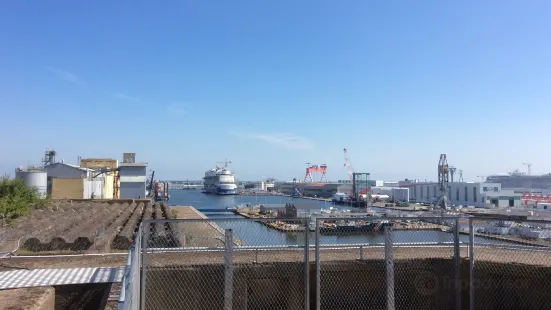 Saint-Nazaire submarine base