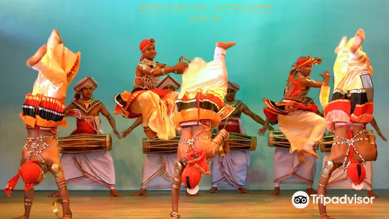 Kandy Lake Club - Cultural Dance Show
