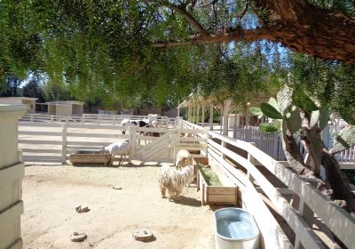 Leonis Adobe Museum