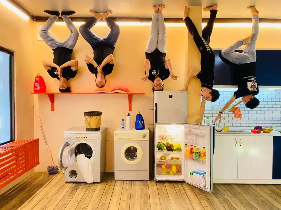 Các khách sạn gần Quán cà phê Nhà Úp ngược